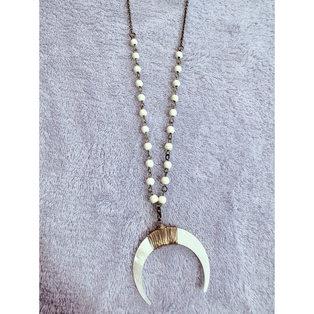 Gold Tone Accent White‎ Crescent Bone Horn Beaded Necklace With White Beads